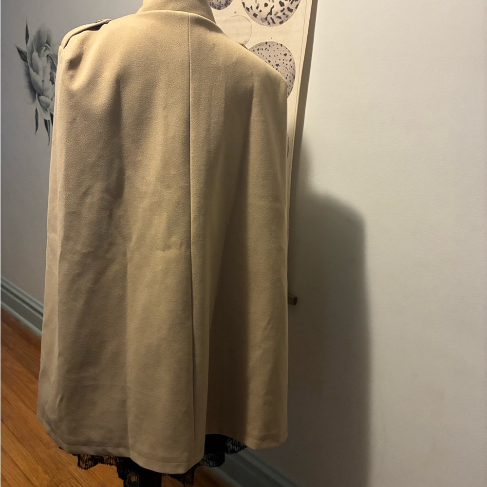 New Cloak Cape Vest in Camel Size XL - Picture 8 of 16